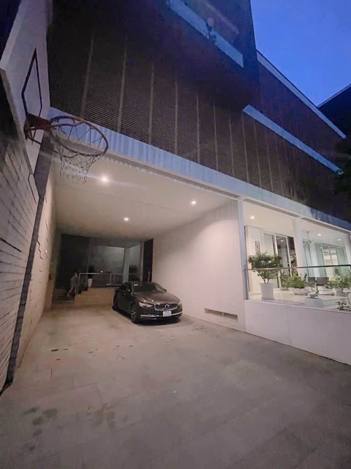 Biệt thự tuyệt đẹp Tân Bình 750m² giá 138 tỷ - View công viên đẳng cấp!