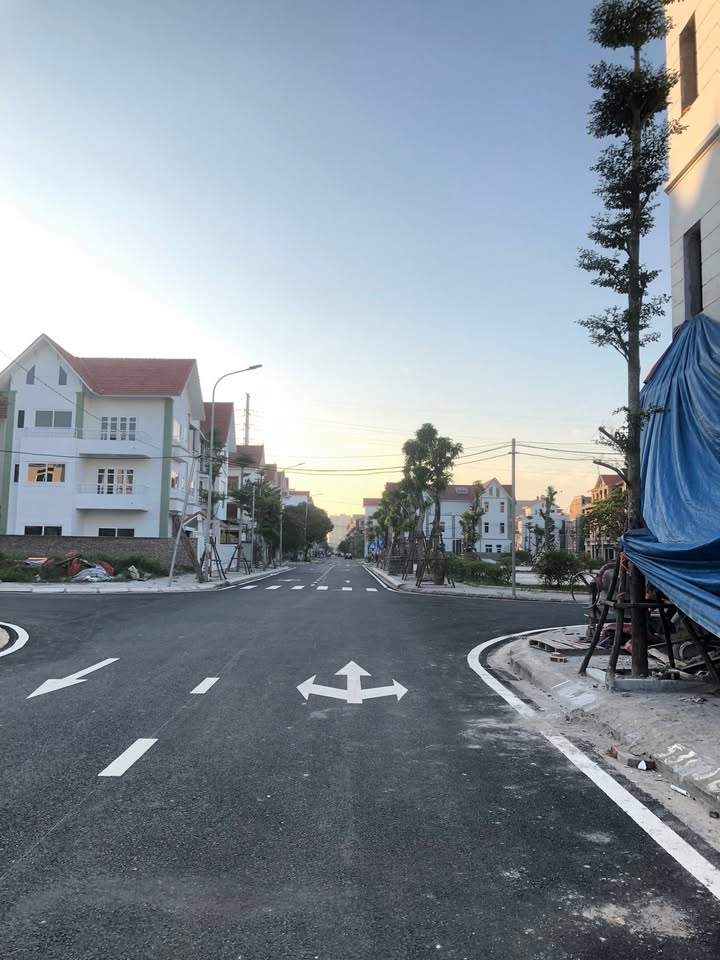 Nhà phố liền kề Cienco 5 Tân Lập 64m² giá 12 tỷ - Sẵn sàng giao dịch ngay!