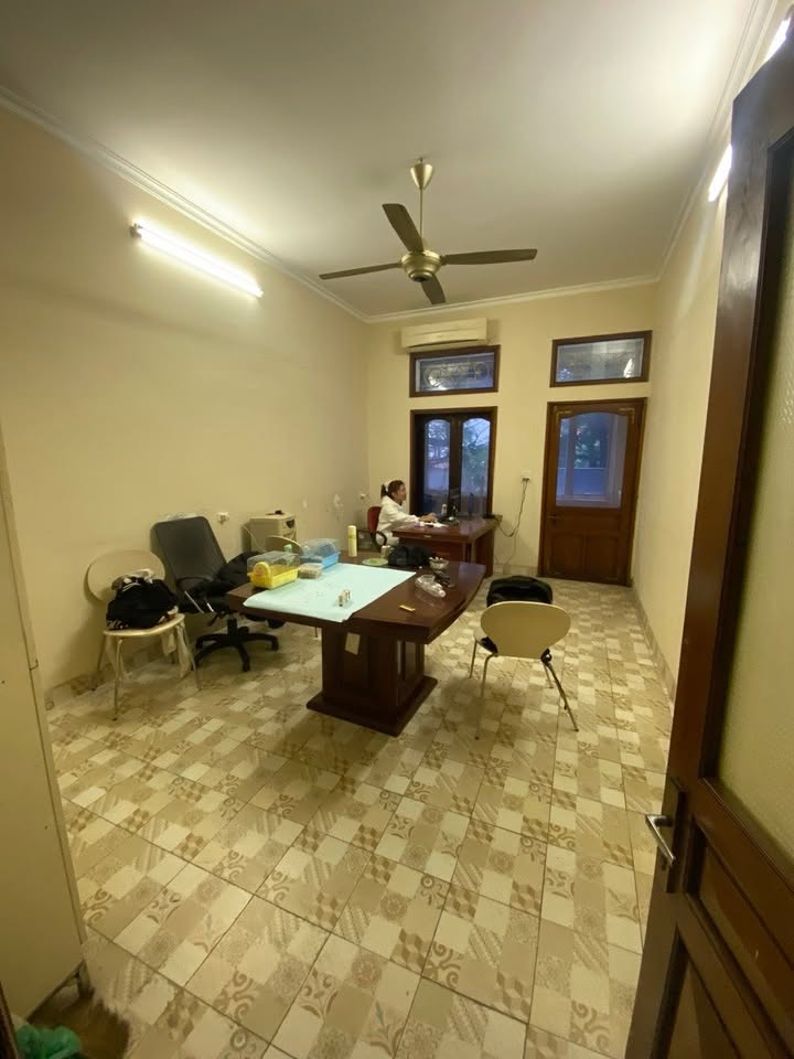 Văn phòng cho thuê tại Nguyễn Phong Sắc, Cầu Giấy 50m² - Giá chỉ từ 5 triệu/tháng!