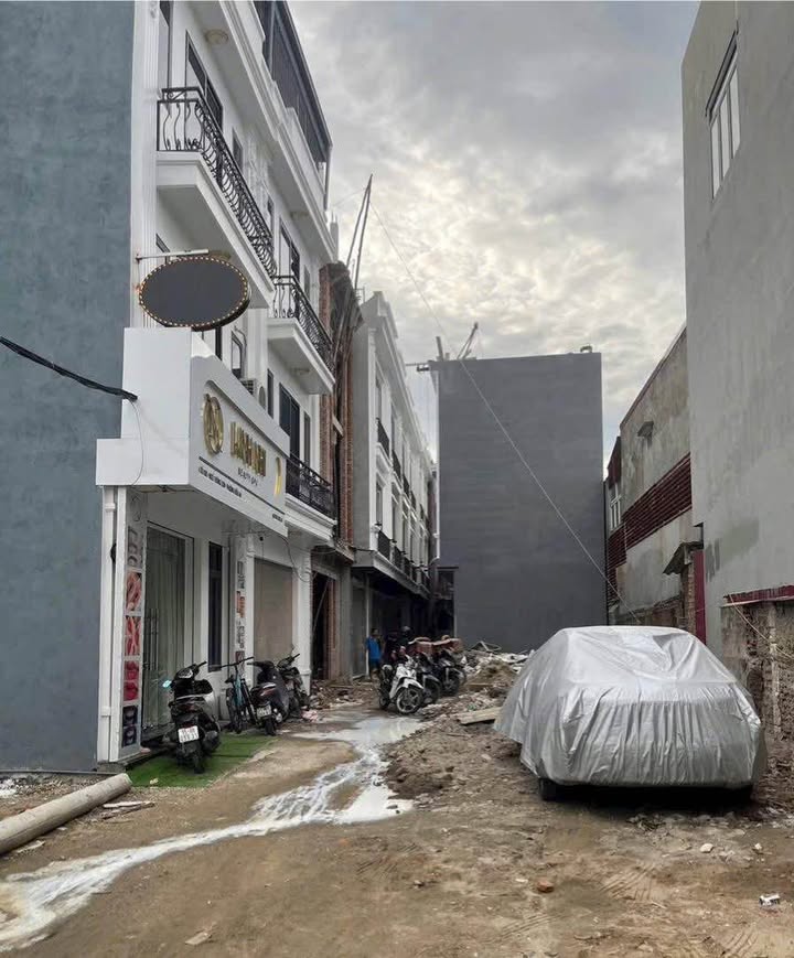 Nhà 3 tầng 41m² tại Trần Thành Ngọ, Kiến An - Giá chỉ 2.75 tỷ, vị trí đắc địa!