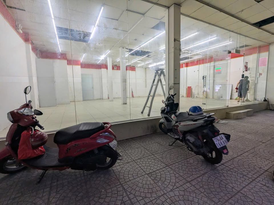 Nhà phố cho thuê Trương Phước Phan Bình Tân 132m² giá 30 triệu - Phù hợp làm cửa hàng, văn phòng!