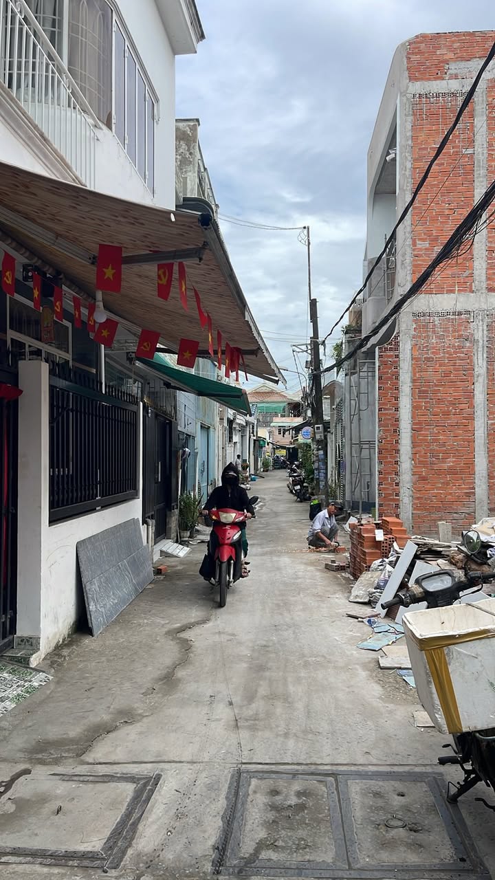 Đất nền góc 2 mặt tiền hẻm 138 Trần Hưng Đạo 51m² giá 1.9 tỷ - Cơ hội đầu tư tuyệt vời!