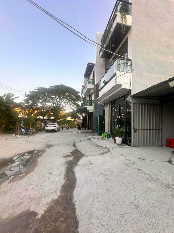 Bán đất mặt bằng quy hoạch đường Lê Lai, TP Thanh Hóa 90m² - Vị trí kinh doanh đắc địa!