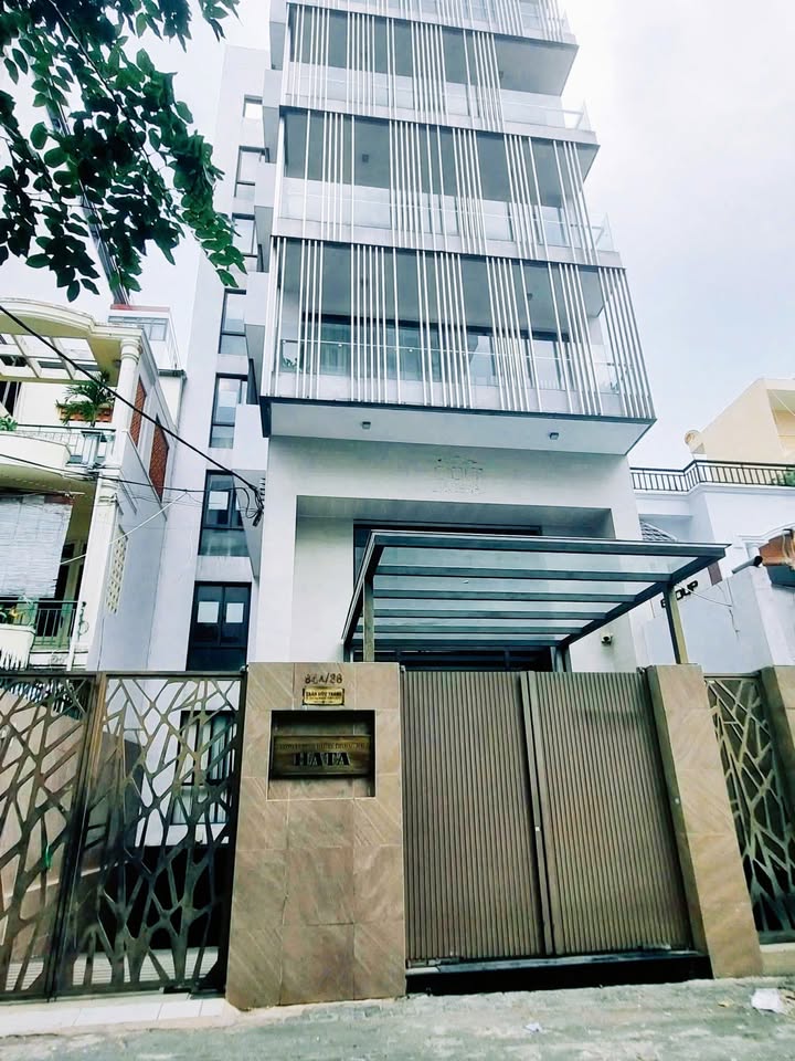 Cho thuê tòa nhà văn phòng 210m² tại 84A Trần Hữu Trang, quận Phú Nhuận - Địa điểm lý tưởng cho doanh nghiệp!