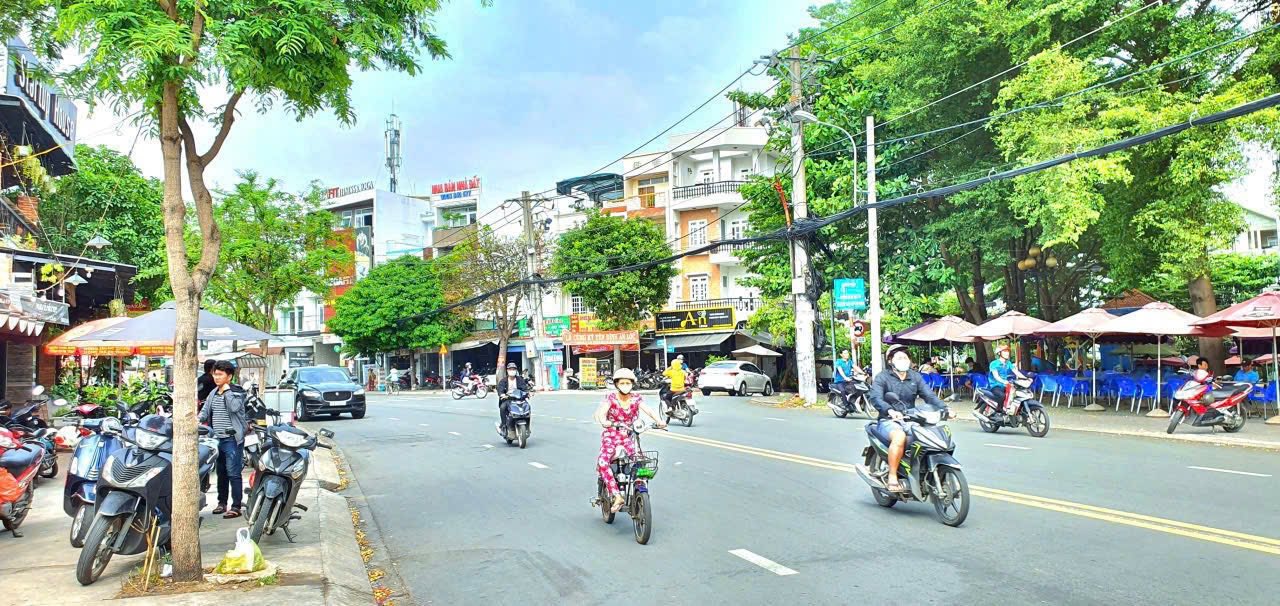 Đất Mặt Tiền Đường Man Thiện, Quận 9 - Diện Tích 126m², Giá 14 Tỷ - Sổ Hồng Riêng Chính Chủ