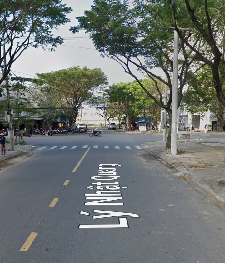 Nhà lô góc 3 tầng đường Lý Nhật Quang, Sơn Trà 221m² giá 21 tỷ - Cơ hội đầu tư tuyệt vời!