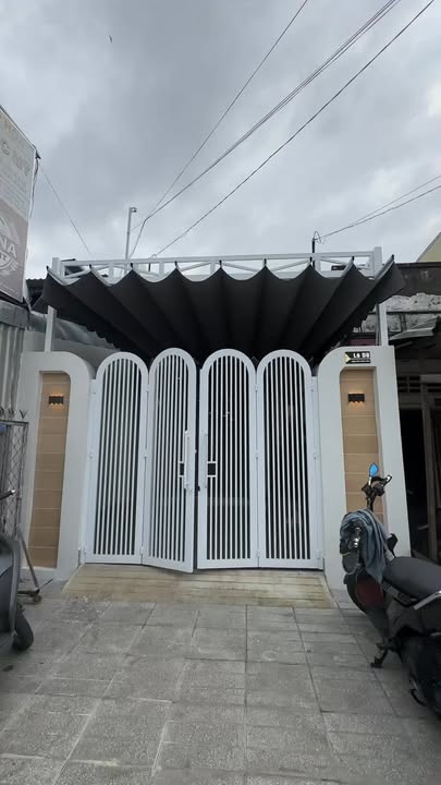 Nhà mặt tiền Ngọc Hân Công Chúa, Rạch Giá 100m² giá 2.345 tỷ - Chính chủ thương lượng!