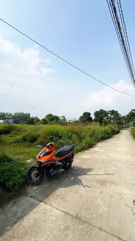 Nhà phố Mỹ Hạnh Bắc 240m² giá 3.2 tỷ - Đường thông, tiện nghi đầy đủ!