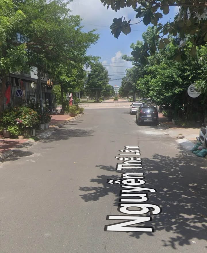 Nhà lầu mặt tiền Nguyễn Thế Lâm, Phan Thiết 105m² giá 6 tỷ - Kinh doanh sầm uất!