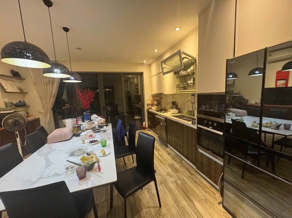 Nhà 4 tầng khu C Geleximco Dương Nội 97m² giá 29 tỷ - Sẵn sàng giao dịch!