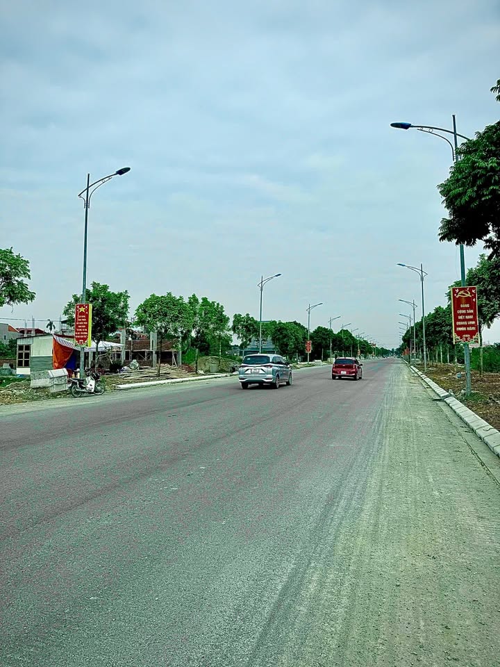 Bán gấp lô đất mặt đường Lê Công Thanh, Phủ Lý, Hà Nam - Diện tích 99m², giá thỏa thuận!