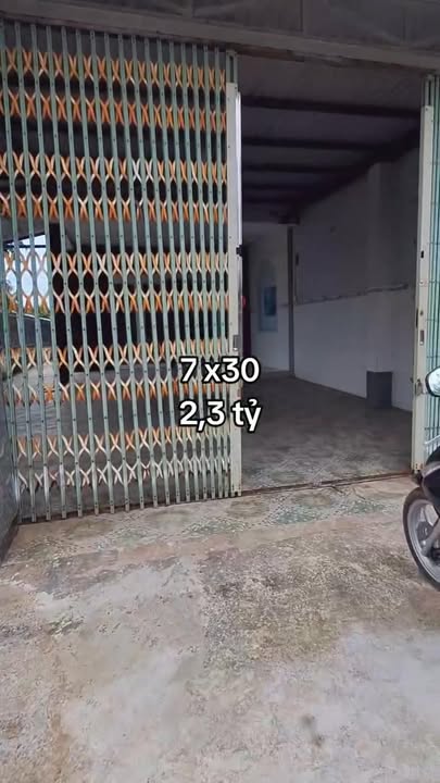 Nhà mặt tiền Rừng Dầu, Đức Hòa, 210m² giá 2.3 tỷ - Vị trí kinh doanh đắc địa!