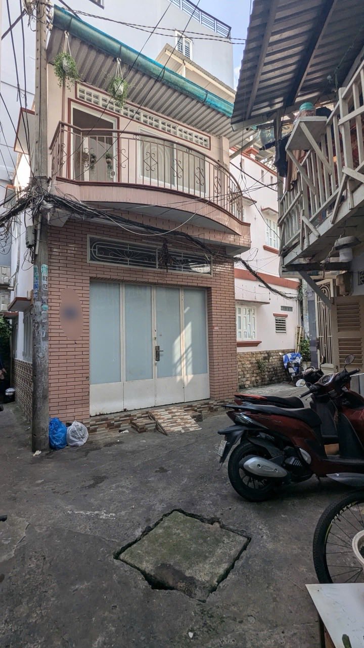 Nhà Hẻm 1/ Đường Ngô Gia Tự Quận 10, 48m² giá 6.2 tỷ - Căn góc 3 mặt hẻm, cho thuê 10 triệu/tháng!