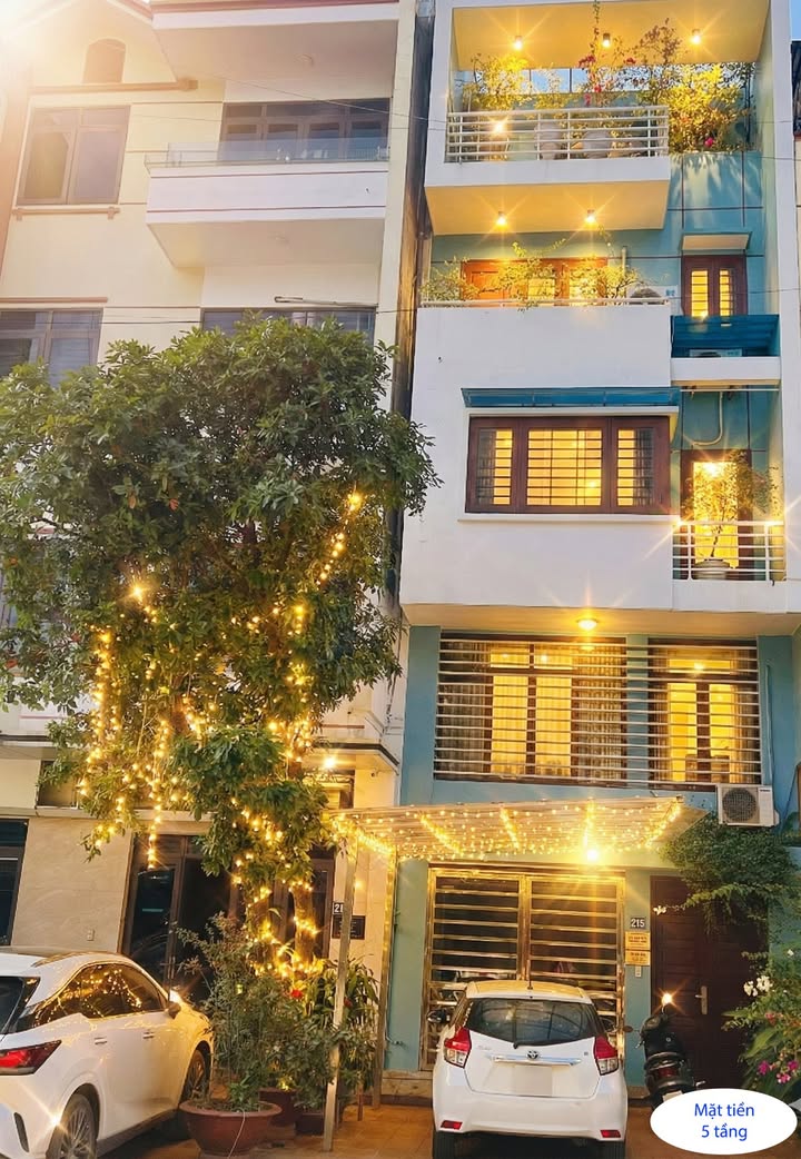 Nhà 5 tầng đường Nguyễn Công Hoan, phường Phan Đình Phùng, 280m² - Kinh doanh đắc địa, nội thất gỗ LIM xa xỉ!