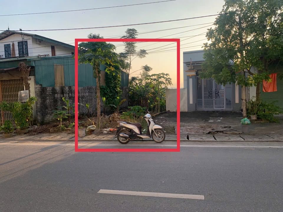 Đất nền Quốc Lộ 45 Đông Tiến 150m² giá 1.1 tỷ - Vị trí giao thông thuận lợi!