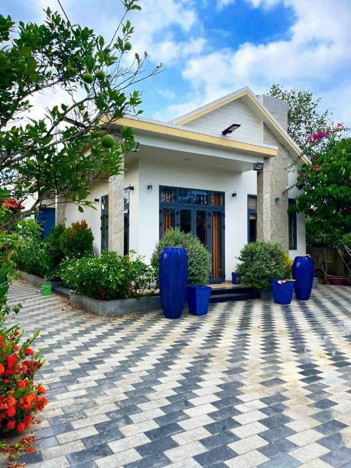 Biệt thự nhà vườn 2 mặt tiền Hòa Sơn 590m² giá 10 tỷ - Không gian sống lý tưởng!