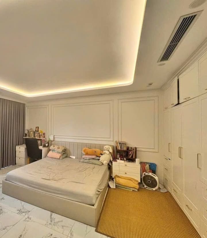 Nhà phố liền kề TT4 Khu đô thị mới Văn Quán 40m² giá 14 tỷ - Dễ dàng sử dụng cho mọi nhu cầu!