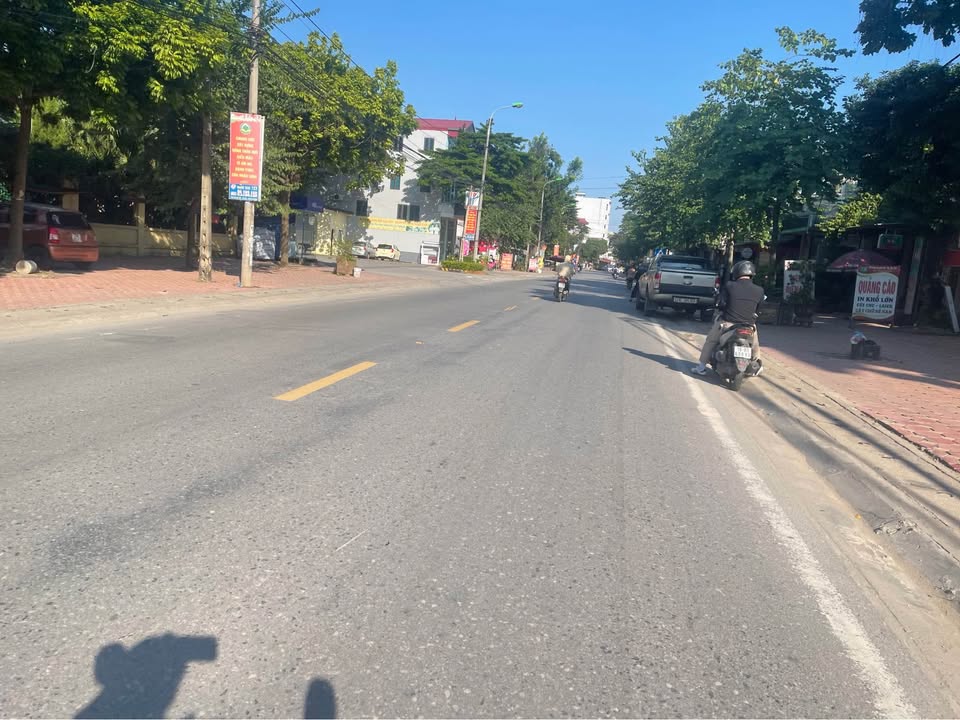 Lô đất trung tâm KĐT Quang Minh 240m² giá thỏa thuận - Sổ đỏ chính chủ