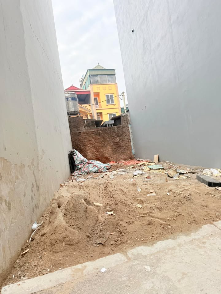 Đất nền Trâu Quỳ Gia Lâm 43m² - Giá thỏa thuận, sổ đỏ chính chủ!