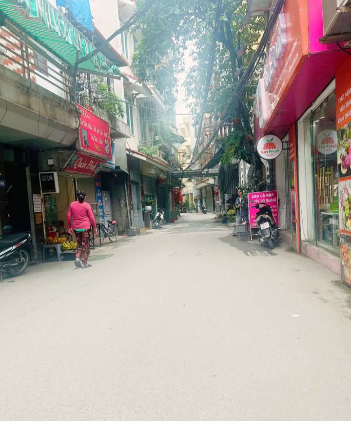 Nhà phố Mễ Trì 45m² giá 13 tỷ - Kinh doanh sầm uất, ô tô tránh!