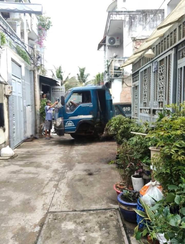 Nhà 2 Tầng BTCT 64m² tại Huỳnh Tấn Phát, Quận 7 - Tiện nghi và vị trí đắc địa!