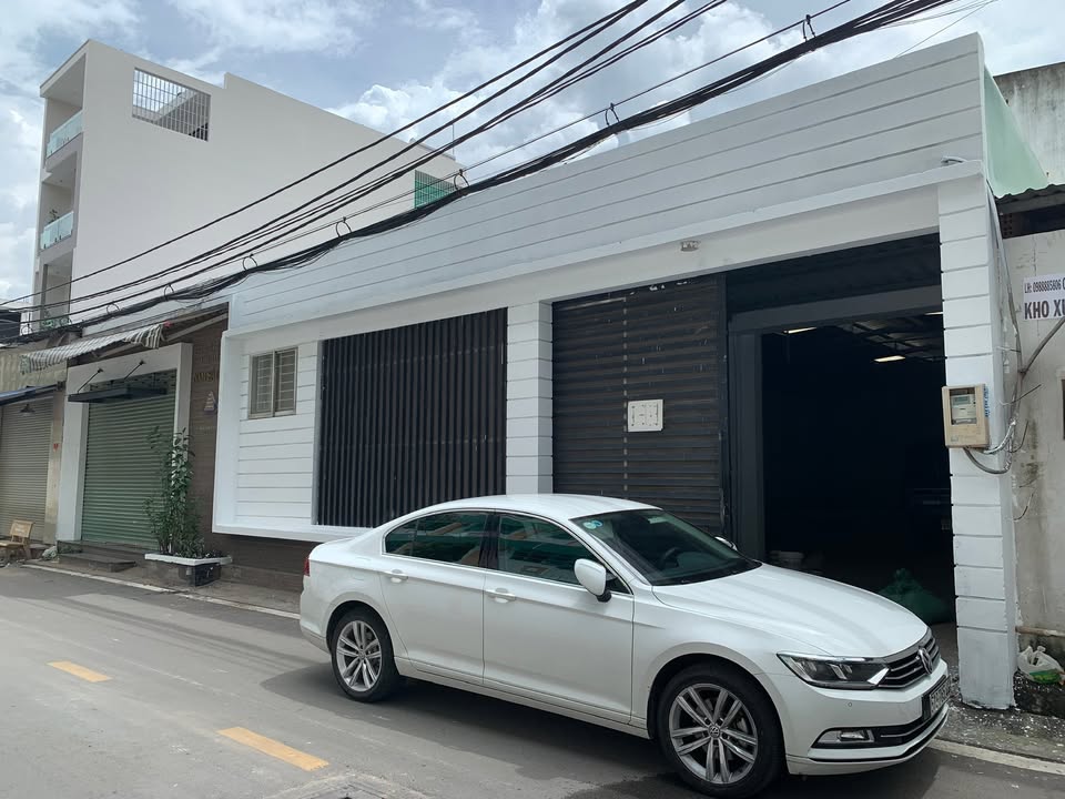 Nhà xưởng Hưng Lộ 2 quận Bình Tân 634.6m² giá 50 tỷ - Đầu tư sinh lời ngay!