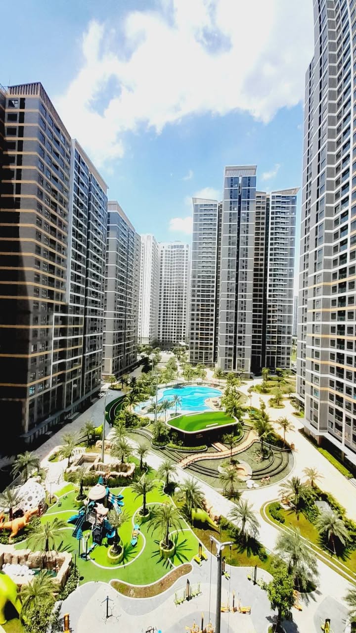 Căn hộ CC GH5 Vinhomes Grand Park 54.4m² giá 4.3 tỷ - View công viên cực chill!