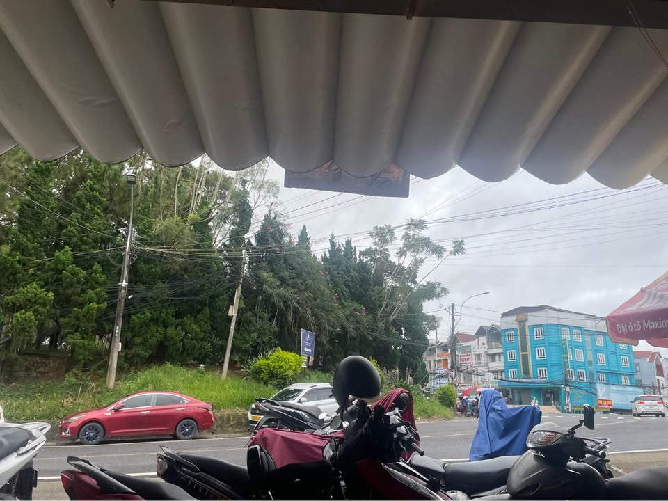 Đất nền đường Trịnh Hoài Đức, Đà Lạt 72m² - Sổ đỏ chính chủ, giá tốt chỉ 2.6 tỷ!