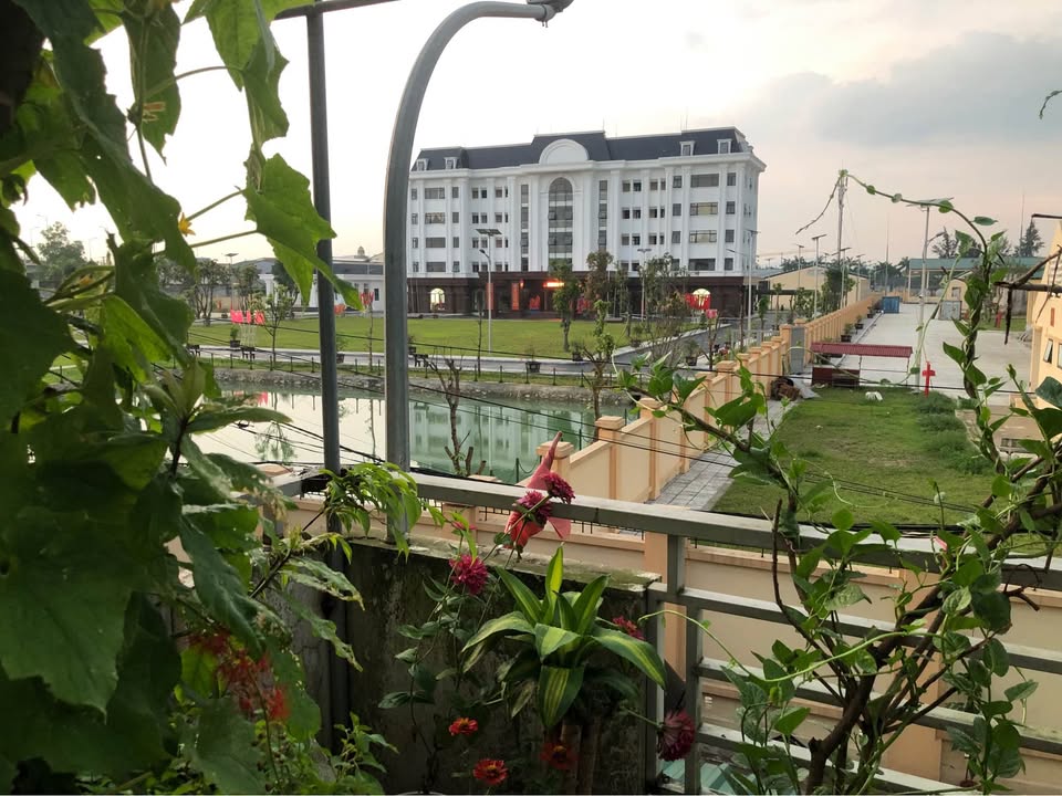 Nhà chính chủ mặt đường Bùi Hiển, Vinh Hưng, 230m² giá 6 tỷ - Thiết kế hiện đại, an cư lý tưởng!