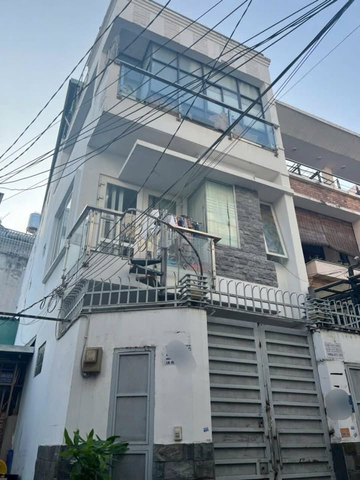 Nhà 3 tầng hẻm xe hơi Nơ Trang Long, 100m² giá 11.6 tỷ - Đầu tư sinh lời cao!