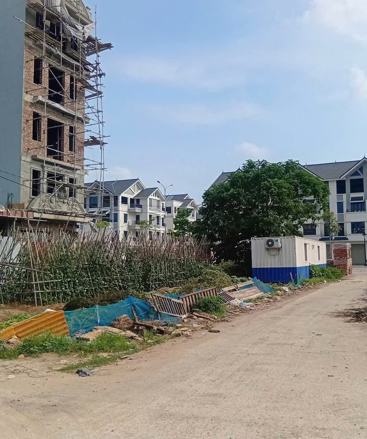 Đất dịch vụ Thăng Long 9 Kim Chung 64.5m² giá 11 tỷ - Vị trí đắc địa, tiềm năng tăng giá cao!