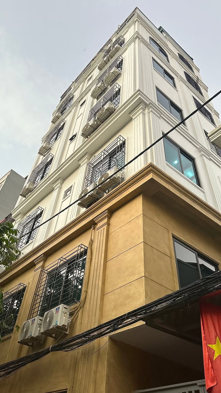 Nhà 7 tầng Cổ Nhuế 62m² giá 17 tỷ - Vị trí đắc địa, khai thác dễ dàng!