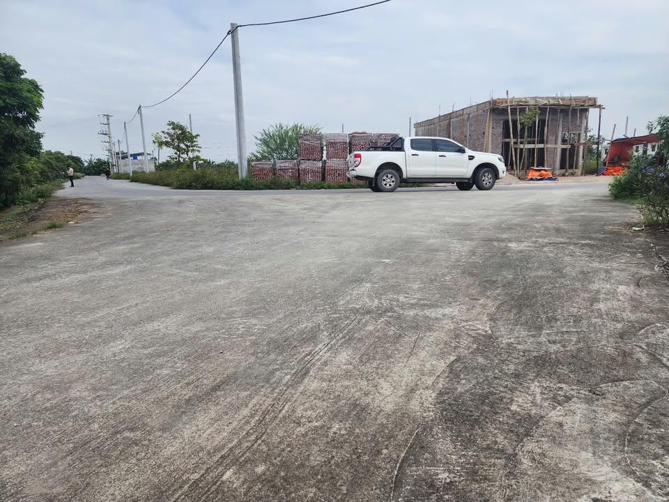 Đất nền góc Đào Dương, Ân Thi 115m² và 136m² - Kinh doanh sầm uất, giá chỉ 2 tỷ!