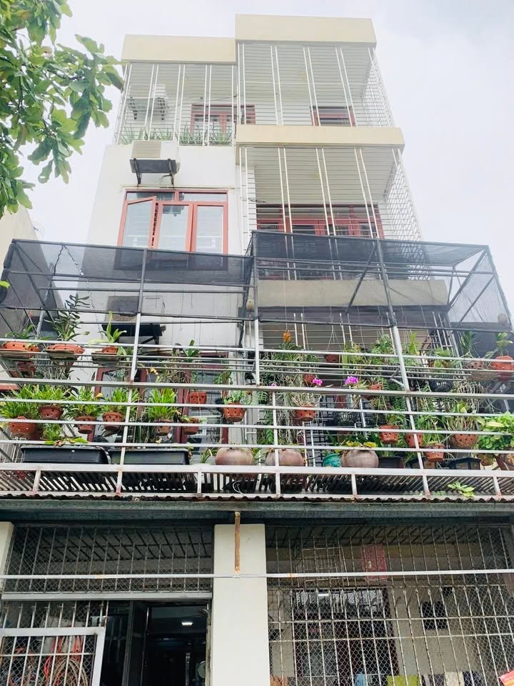 Nhà 4 tầng hiện đại tại Phường Bắc Giang, Bắc Ninh - Diện tích 141,6m² chỉ 7 tỷ!