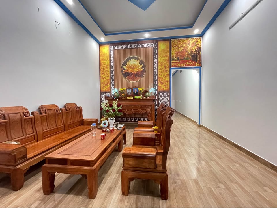 Nhà cấp 4 Bảo Lộc 165m² giá 3.85 tỷ - Ô tô vào tận sân!