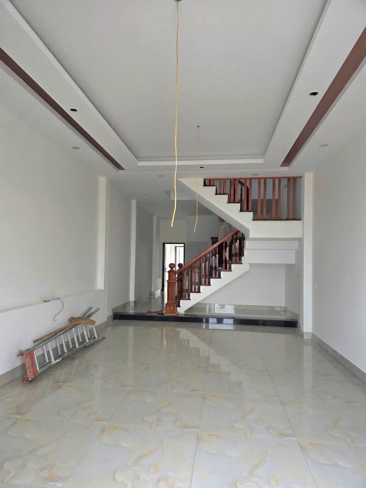 Nhà 2 tầng đẹp tại phường Bình Minh, Lào Cai - Giá chỉ 2 tỷ, sổ đỏ chính chủ!