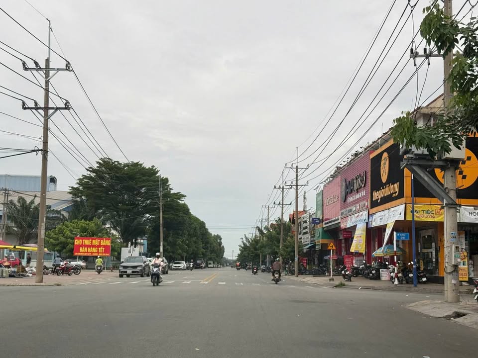 Nhà mặt tiền đường nhựa tại Mỹ Phước, Bến Cát - Diện tích 150m² chỉ 4 tỷ!