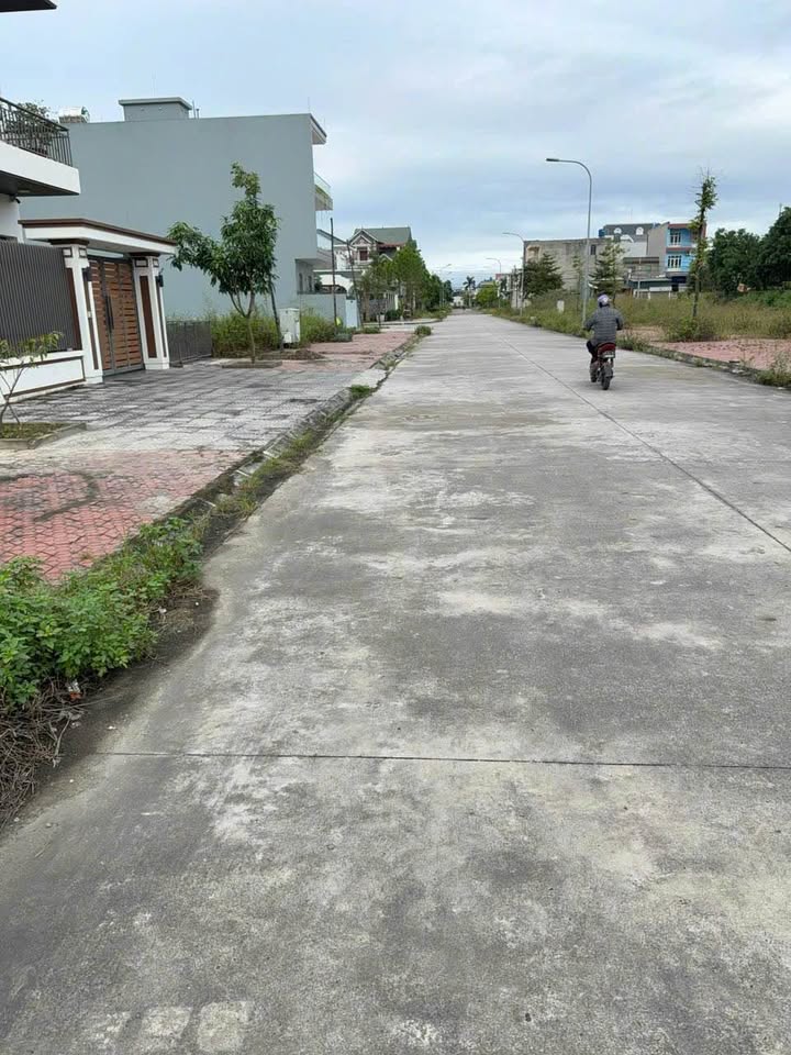 Lô đất đẹp Khu B - Đô thị Kim Long, Mạo Khê 100m² giá 2,2 tỷ - Đầu tư sinh lời ngay!