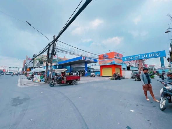 Nhà mặt tiền Quốc lộ 1A, Tân Hòa, Biên Hòa, 115m² - Giá chỉ 8.2 tỷ!