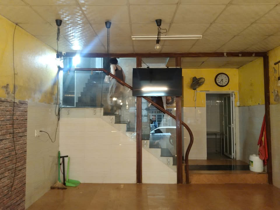 Cho thuê mặt bằng mặt tiền trung tâm Đà Lạt 150m² giá 15 triệu - Sạch sẽ, thoáng mát!