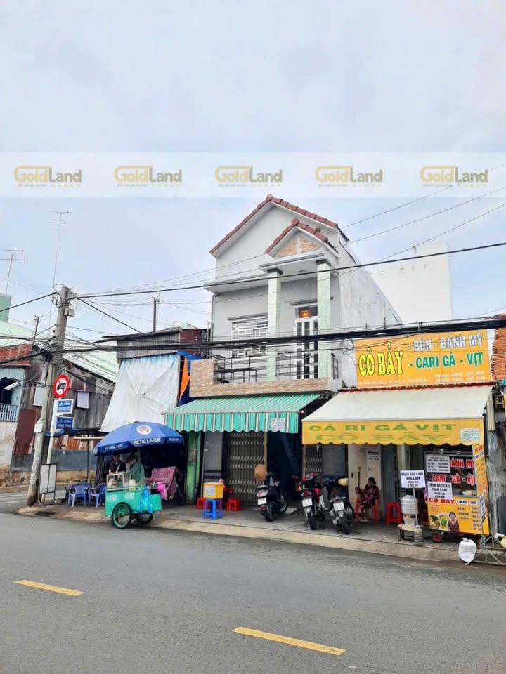 Nhà mặt tiền đường Thoại Ngọc Hầu, Long Xuyên 35,8m² giá 3 tỷ - Bán gấp, giảm sốc 500 triệu!