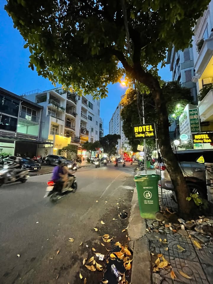 Mặt bằng cho thuê Trần Nguyên Đán, Quận 1 - Diện tích 42m², khu vực kinh doanh sầm uất!