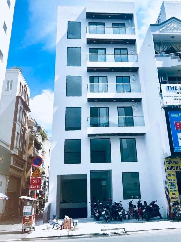 Toà nhà góc 2 mặt tiền Nguyễn Bỉnh Khiêm, Đa Kao, Quận 1 giá 333 triệu - Cơ hội đầu tư lý tưởng!