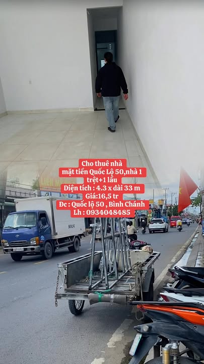 Nhà mặt tiền Quốc Lộ 50, 144m² giá 16.5 triệu - Kinh doanh đông đúc!