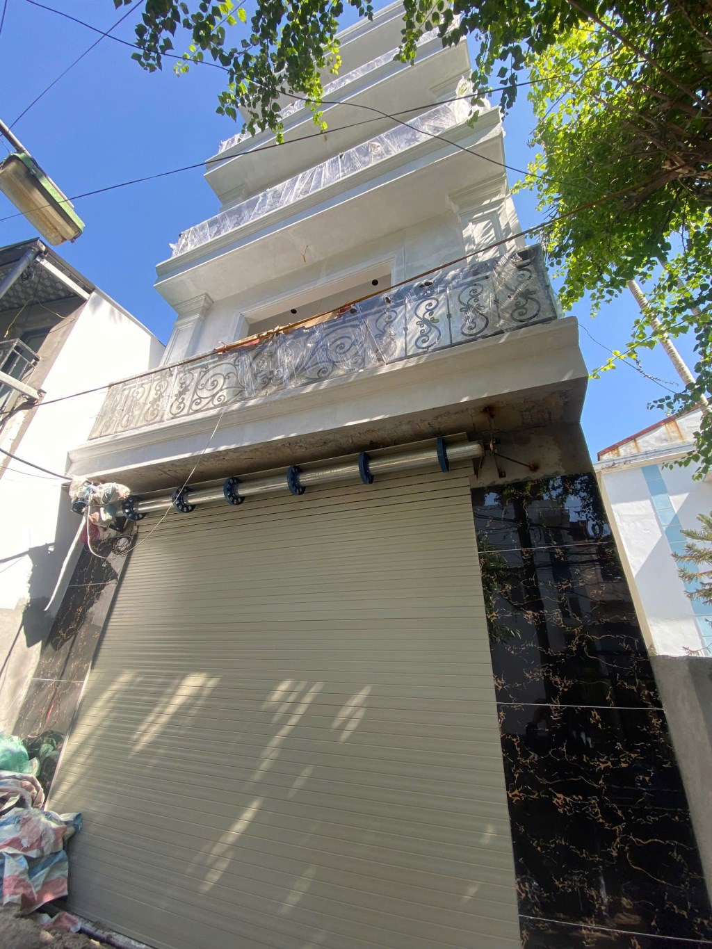 Nhà 6 tầng 42m² Tây Mỗ - Giá chỉ 8.8 tỷ - Thiết kế hiện đại, sẵn sàng ở ngay!