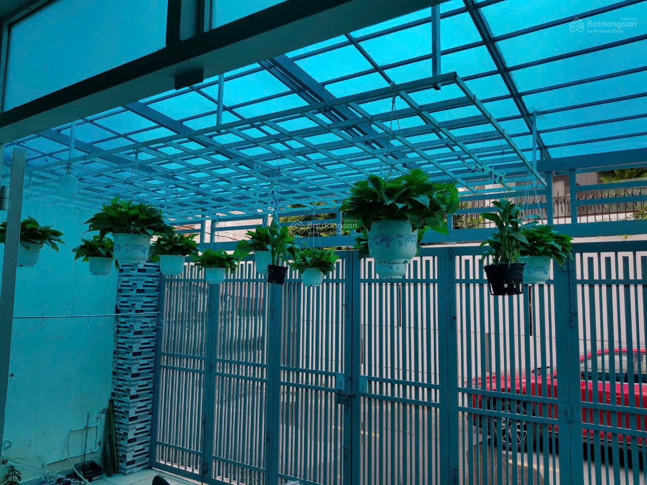 Nhà nguyên căn mặt tiền Trần Quốc Toản, Quận 9, 100m² - Thuận tiện cho gia đình trẻ!