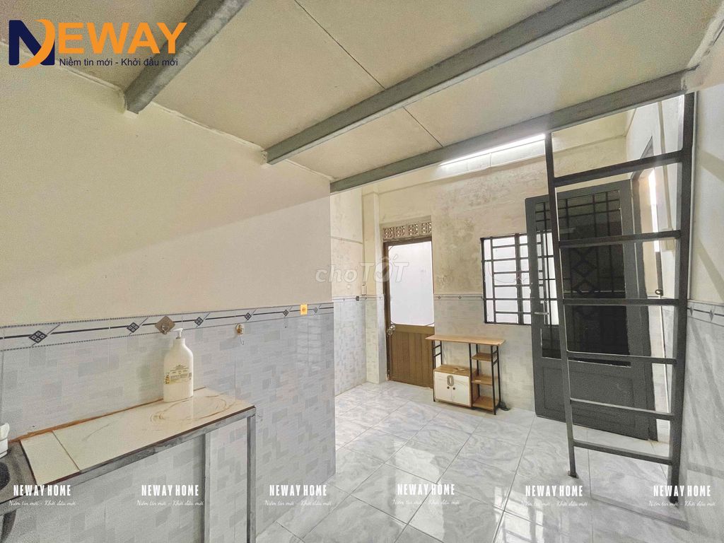 Phòng Trọ Có Gác cửa sổ - Đường Phan Văn Hớn - Chỉ 2.2 triệu