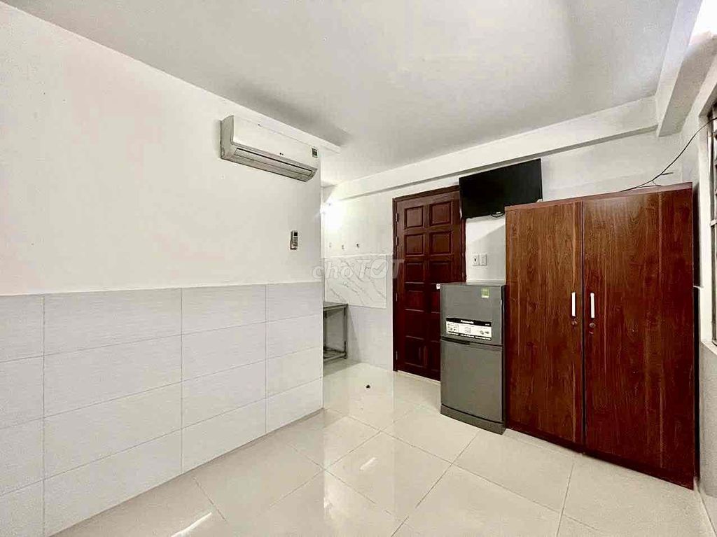 Phòng trọ 28m² full nội thất tại Tân Quý chỉ 3.1 triệu - Gần AEON Tân Phú!