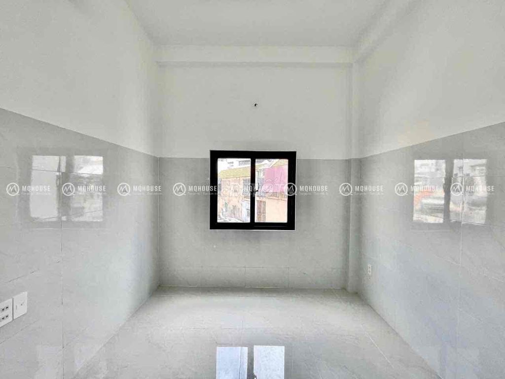 Căn hộ 1PN Hoàng Hoa Thám 35m² giá 6 triệu - Full nội thất, thang máy tiện lợi!