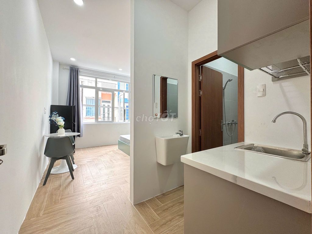 Căn hộ studio mới xây 30m² giá 6.2 triệu - Full nội thất cao cấp ngay Bàu Cát K300!